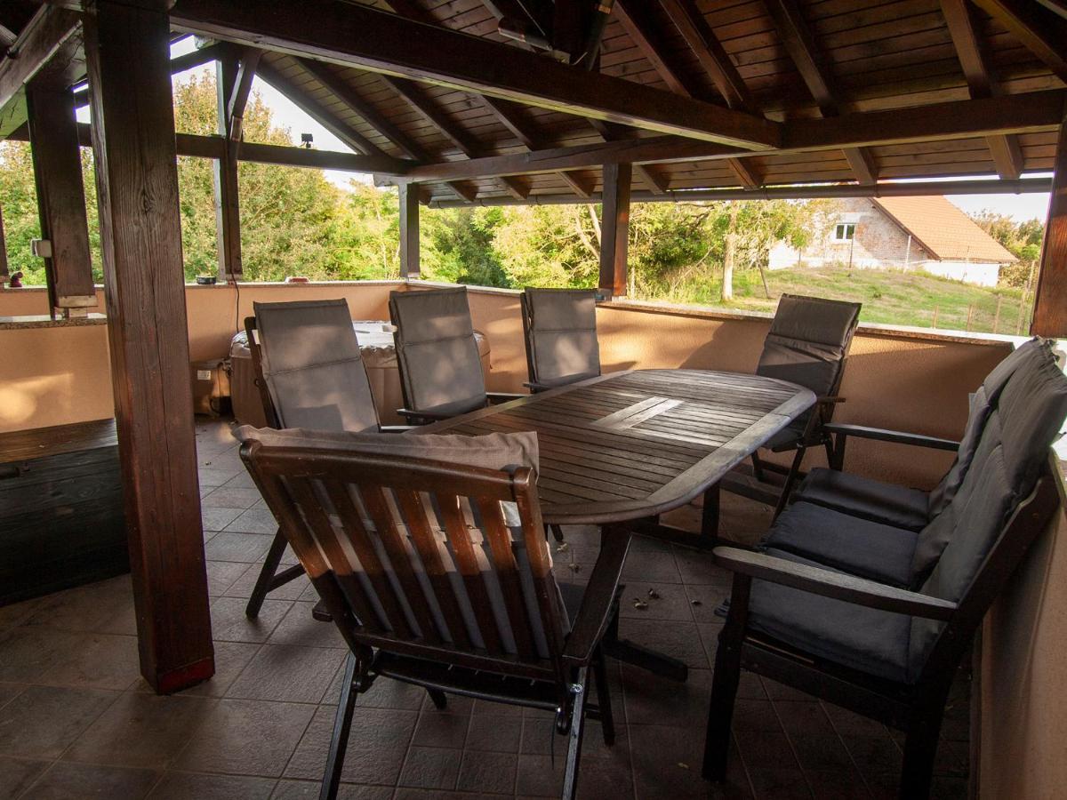 Holiday House Zarja - With Sauna And Hot Tub Bizeljsko Esterno foto
