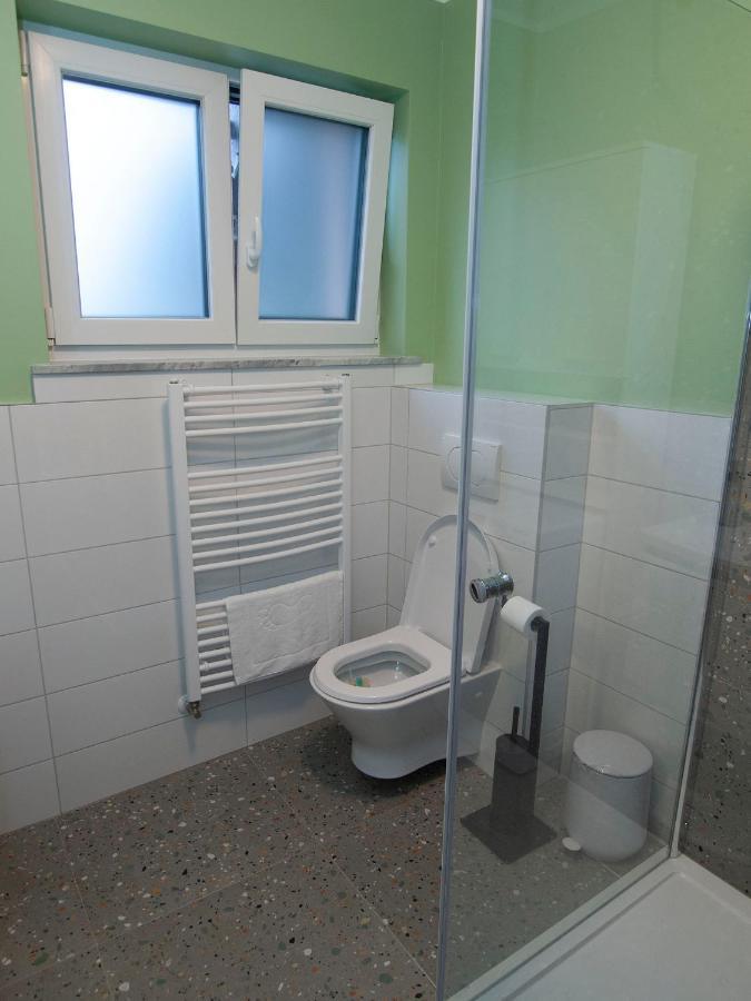 Holiday House Zarja - With Sauna And Hot Tub Bizeljsko Esterno foto