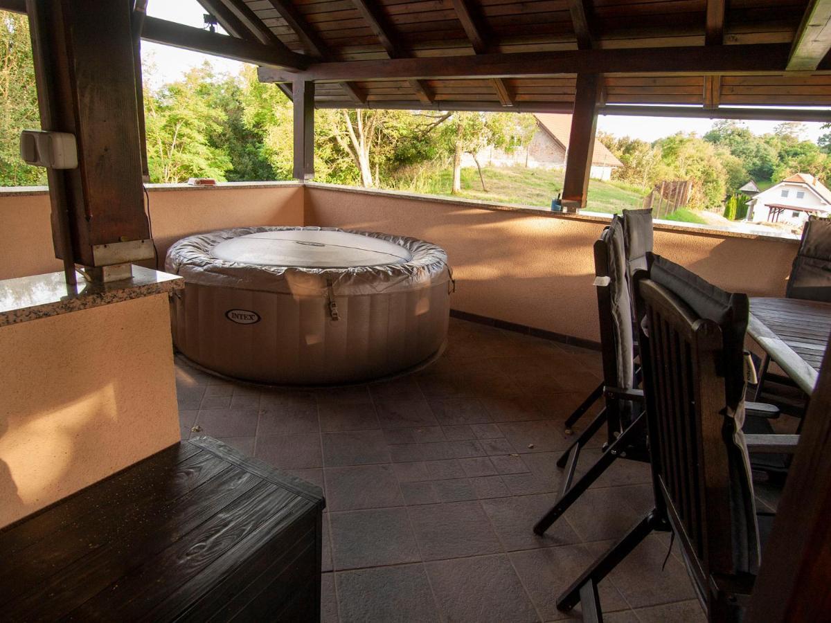 Holiday House Zarja - With Sauna And Hot Tub Bizeljsko Esterno foto